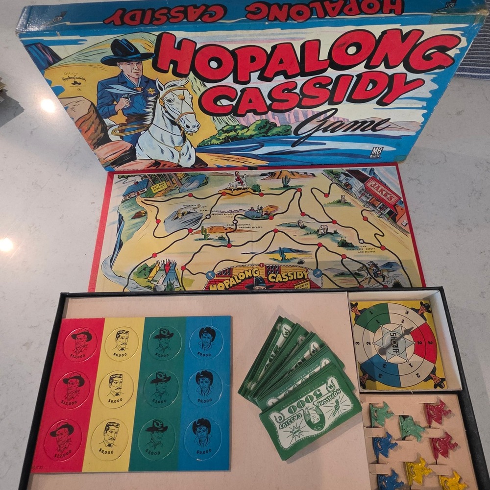 Milton Bradley Hopalong Cassidy Board Game Vintage 1950 Western 4047 Complete
